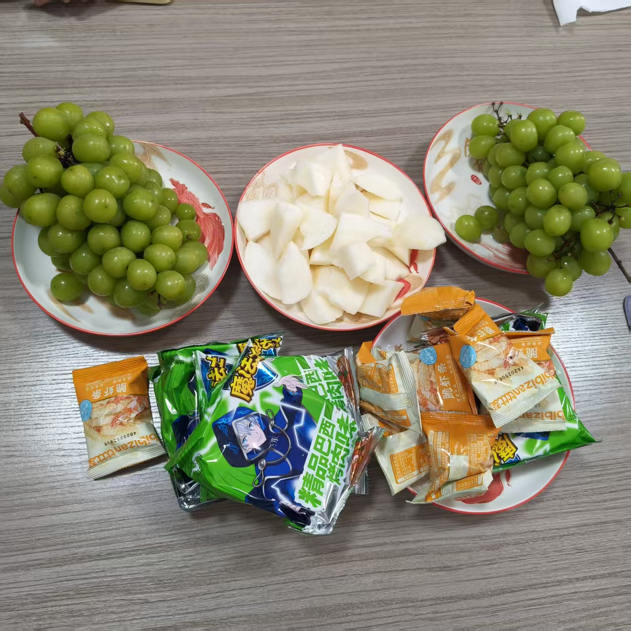 Thời gian ăn nhẹ của Jojo Pack