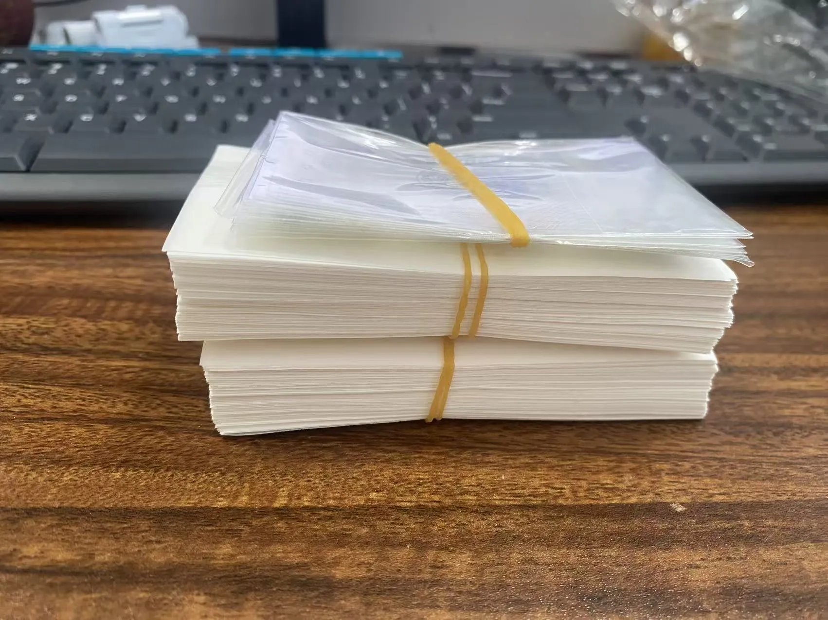 Nhãn dán thẻ tín dụng ba chiều JOJO Pac được gửi đến Pakistan