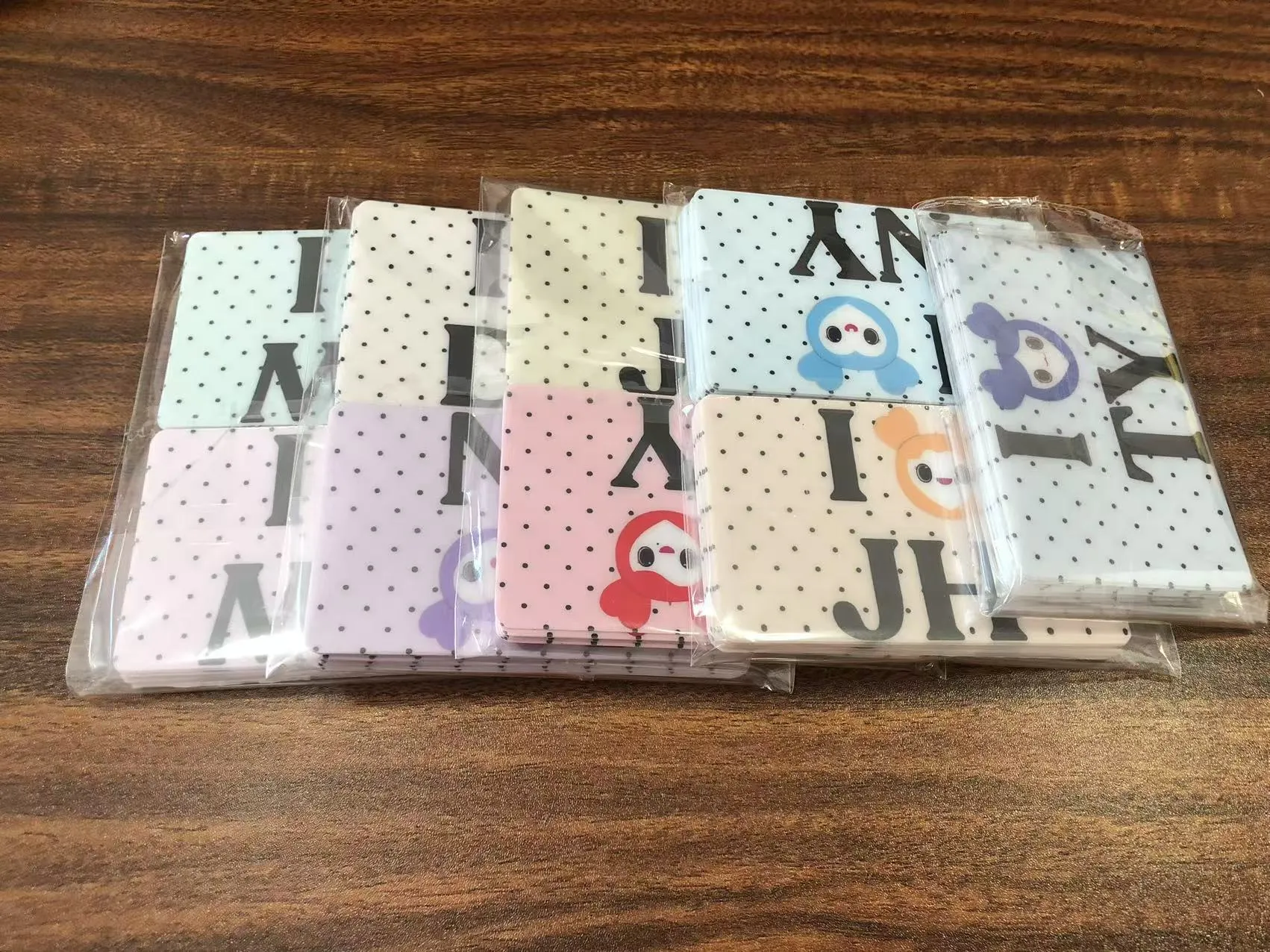 JOJO Pack vận chuyển nhãn dán bìa thẻ tín dụng cho khách hàng Hoa Kỳ