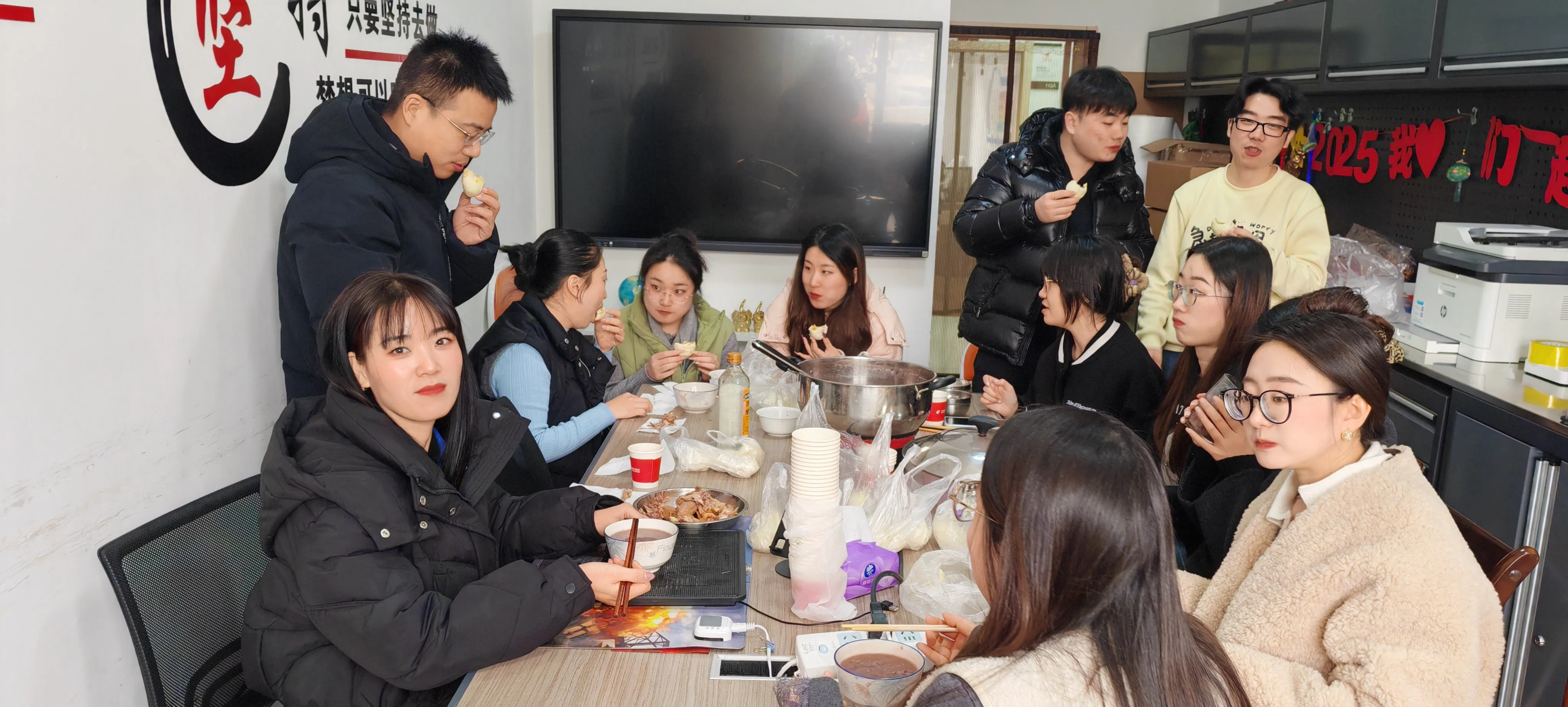 Hương vị truyền thống và những lời chúc ấm áp tại JOJO Pack