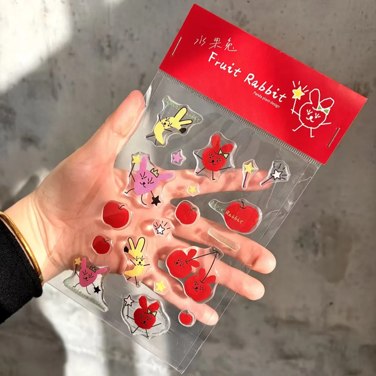 Tại sao Nhãn Epoxy làm cho sản phẩm trông cao cấp hơn?